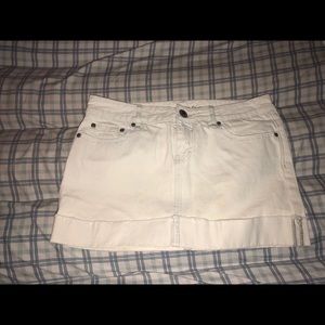 White jean skirt !NEVER WORN!